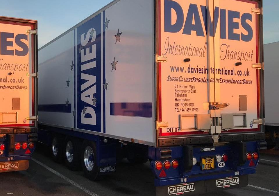 A cheeky lorry slogan interrupts motorway monotiny